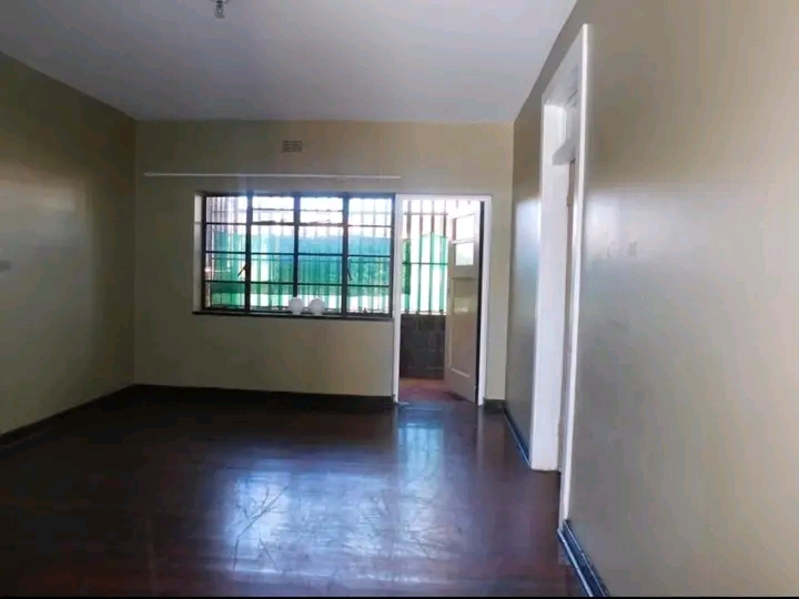 R 3 500
1 bedroom apartment / flat to rent i  in Turffontein