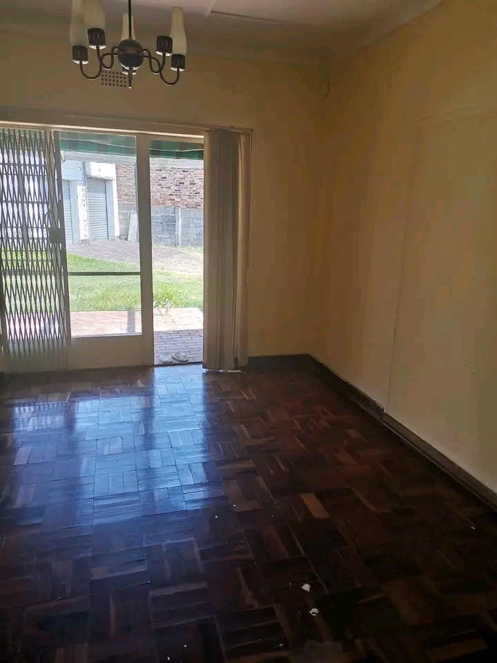 1 bedroom cottage available 31 march 2024 in   in Southdale