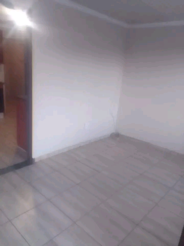 Next to ubuntu kraal 2 bedrooms with built in  in Orlando West