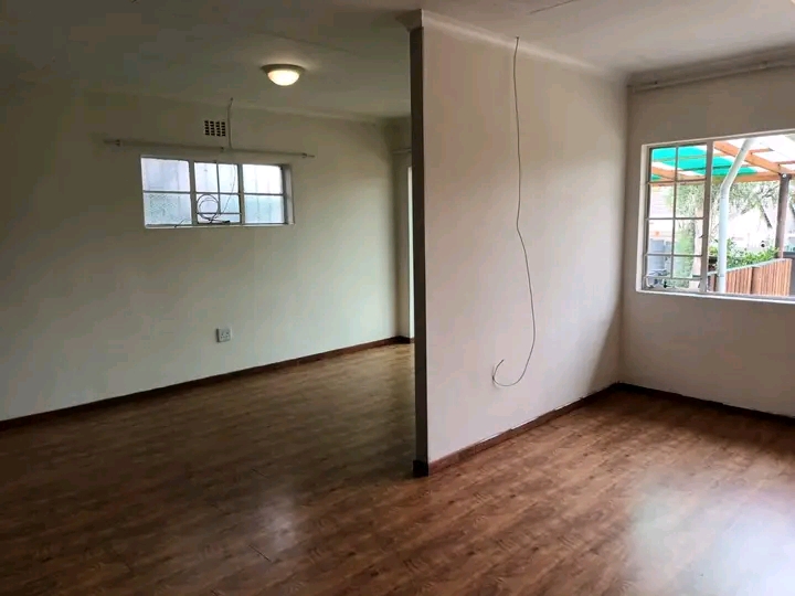 1 bedroom cottage to let in gauteng r6500 wat  in Edenvale