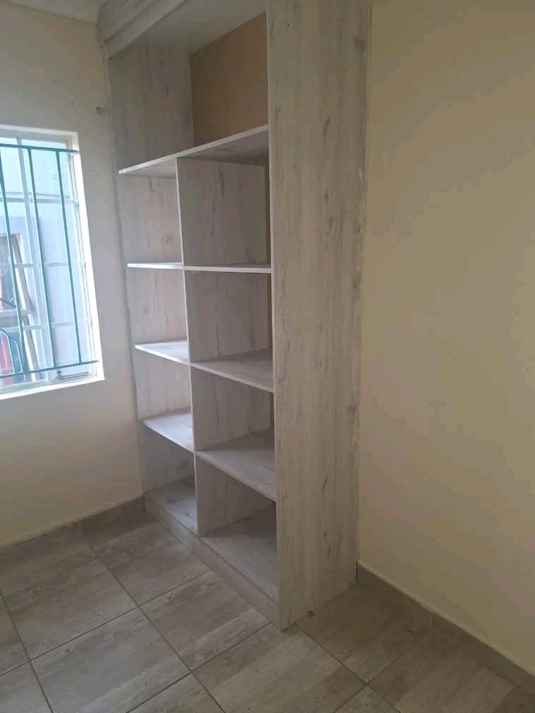 3 bedroom house to rent at ext 8 behind taxi   in Cosmo City