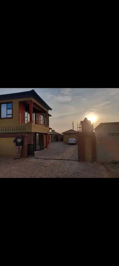 2 bachelor units available immediately for oc  in Katlehong