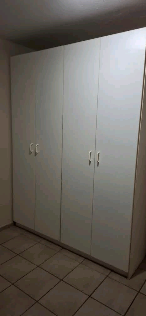 Inside room to rent in a very secure place 
  in Honeydew