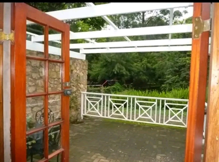 Cute cottage to rent in hillcrest. 
availabl  in Hillcrest