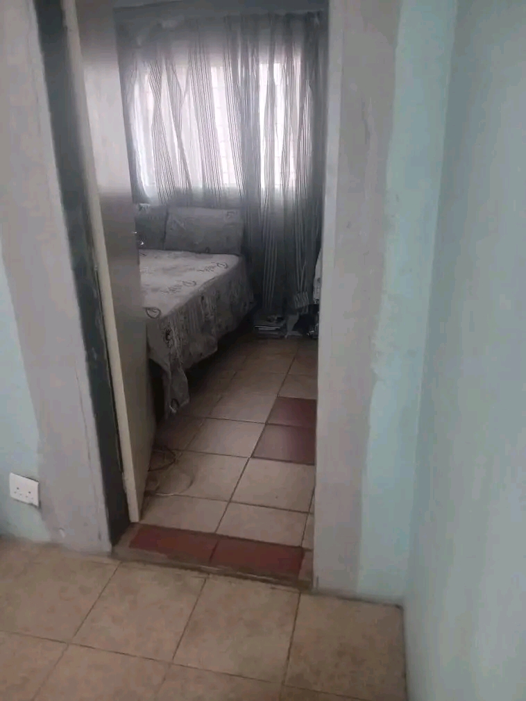 Cottage to rent. water included electricity i  in Lombardy East