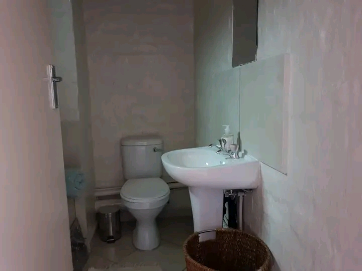 Flat to let
no deposit required 
bachelor 2  in New Doornfontein