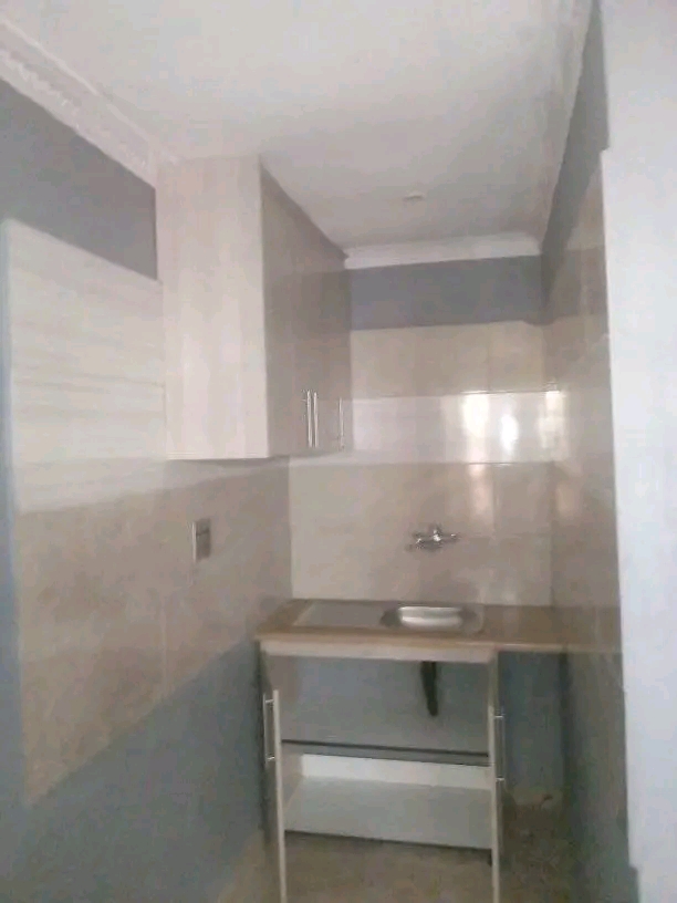 Bachelor available in ex2 
with 
fitted war  in Rabie ridge