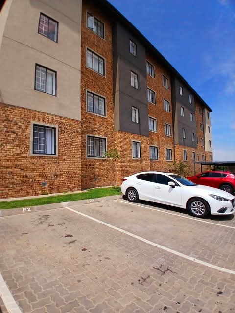 2 bedrooms apartment for sale in south of joh  in South Hills