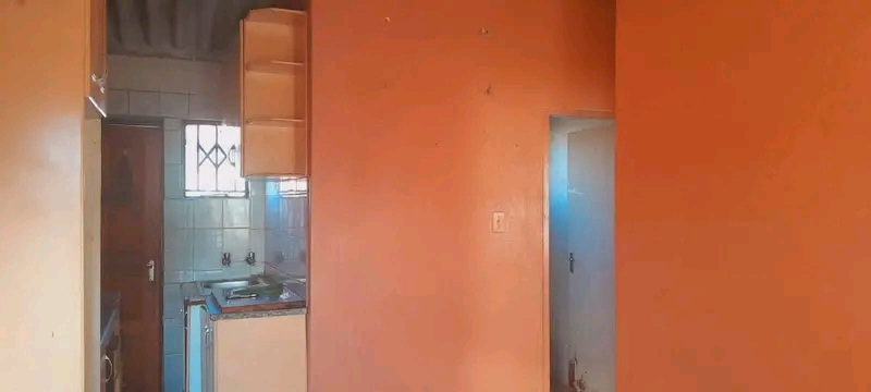 2 bedroom house available for immediate occup  in Protea Glen