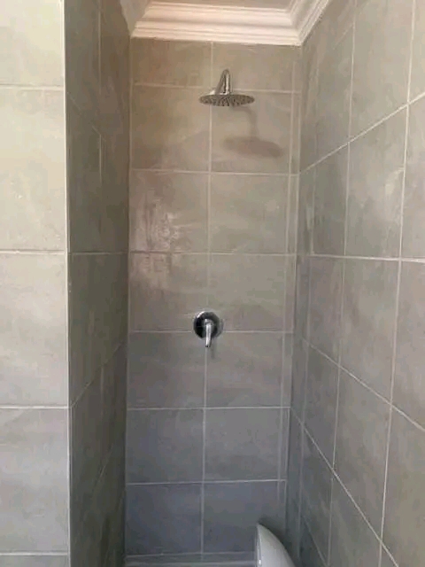 Bachelor flat available for rental next thuto  in Rockville