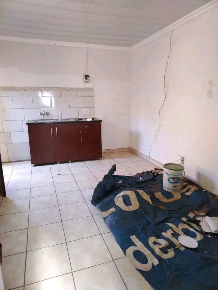 Cozy bachelor flat for rent 
- location: (ju  in Birch Acres