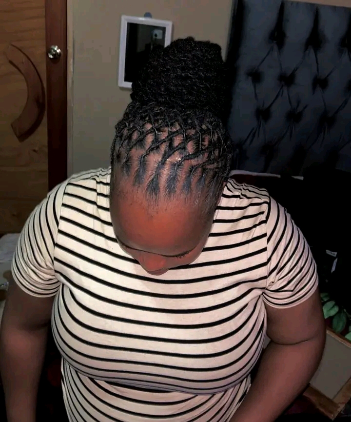 Hi am doing dreadlocks styles all styles hous  in Midrand