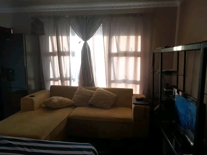 Bachelor available to rent from 31st march at  in Vosloorus
