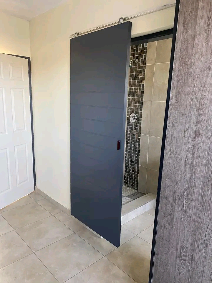 New bachelor units in villa liza available 1   in Boksburg
