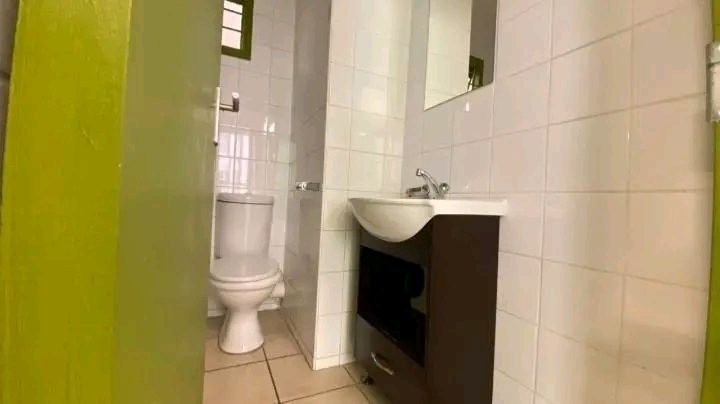 Available now | affordable studio flat  🏙�  in Johannesburg