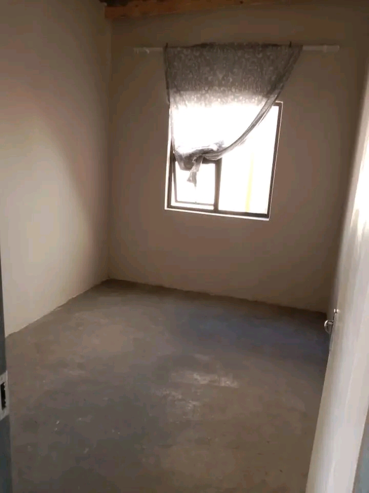 2 bedroom cottage to rent in essex street. th  in Kensington