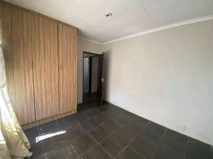 3 bedroom 1 bathroom available for rent in ex  in Vosloorus