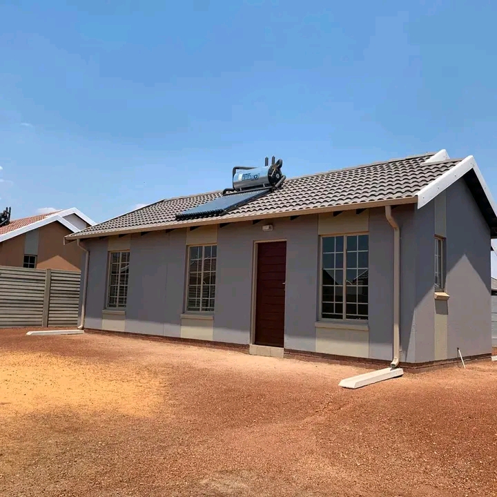 Rdp house for sale call mr david phala  rdp h  in Bloemfontein