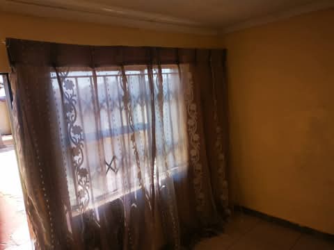 🌟 bachelor room for rent in ponong 🌟
  in Vosloorus