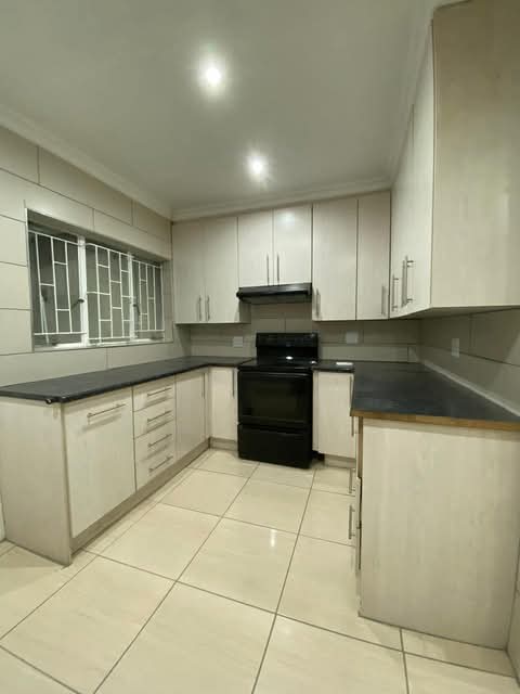 No load shedding zone, pet friendly 4 bedroom  in Edenvale