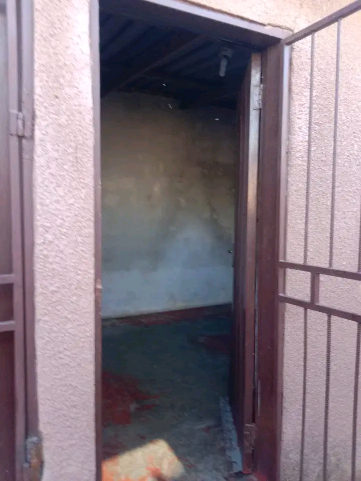 Room available at ext 3 ema11 police station   in Ivory Park