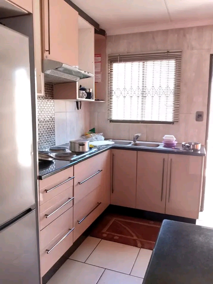 Zone 1 fully furnished house to rent
*first   in Pimville