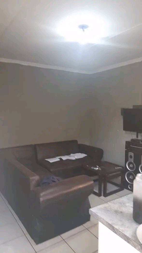 One bedroom cottage available in roets drive   in Vosloorus