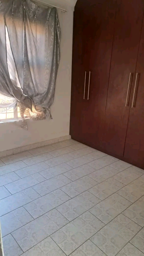Newly built 2 bedroom cottage available immed  in Vosloorus
