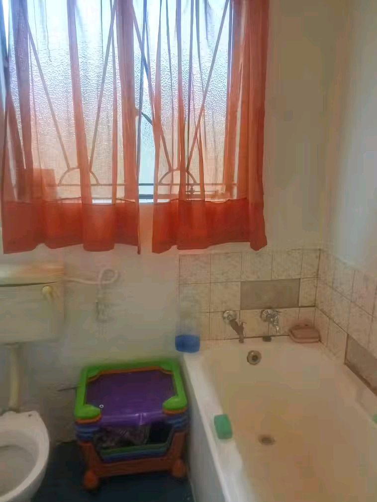 To rent – 1 bedroom cottage
📍 marimba g  in Vosloorus