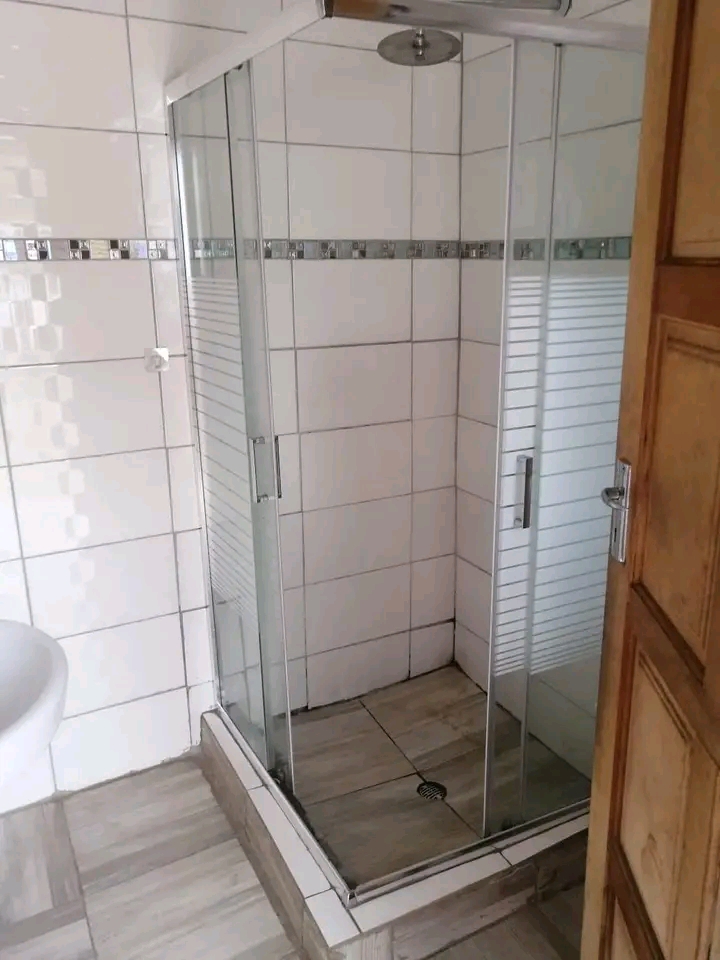 Rooms available to rent immediately at ext 11  in Protea Glen