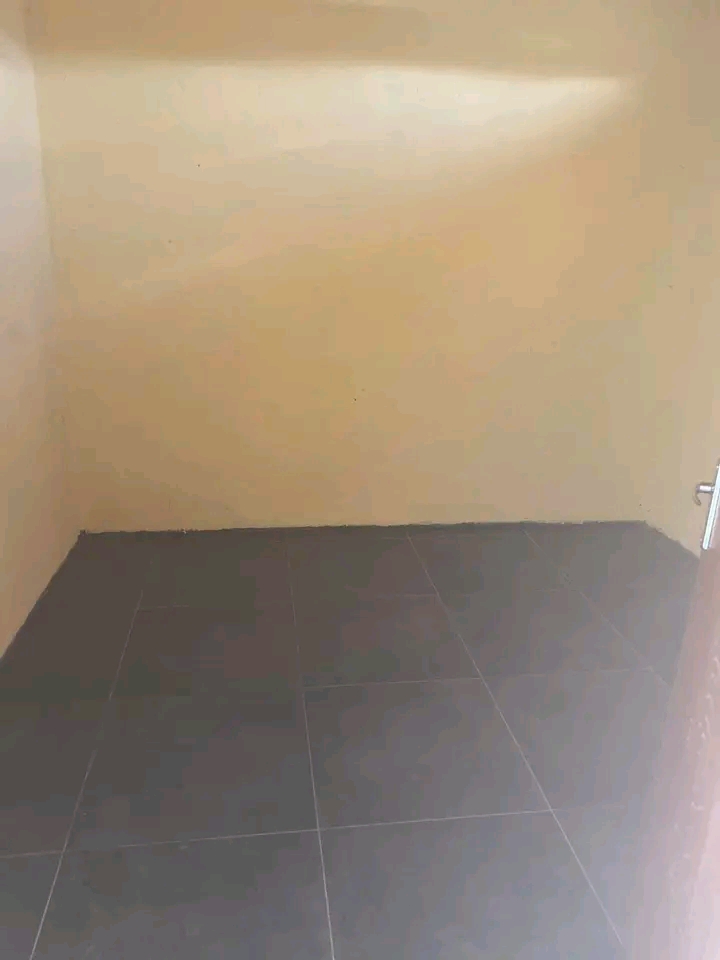🏡 looking for a cozy spot in ext 12? we ve  in Tsakane