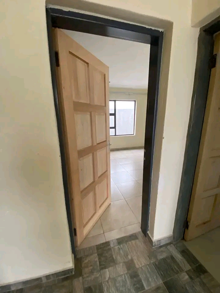 New bachelor units in villa liza available 1   in Boksburg