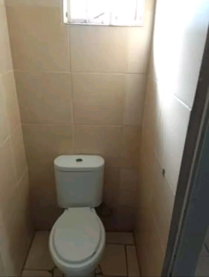 Clean bachelor room to rent in ferreira stree  in Turffontein