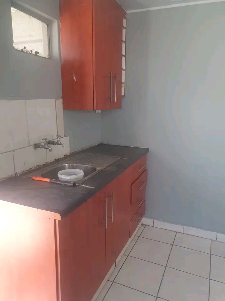 2 bedroom cottage available immediately at ex  in Ebony Park