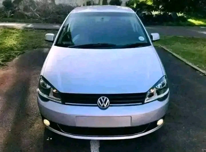Vw polo vivo for sale price is (r30.000) call  in Delville