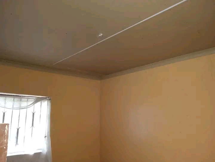 Standard room available at  tsoaing street ex  in Chiawelo