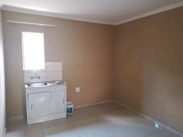2 room cottage now available for immediate oc  in Protea Glen