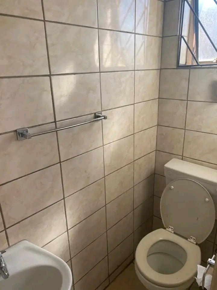 1 bedroom house immediately available in ext   in Birch Acres
