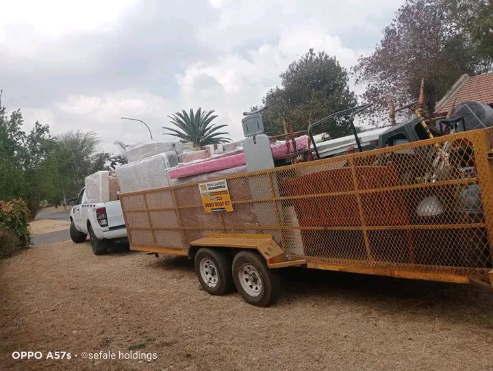 Available for hire local around joburg and lo  in Johannesburg