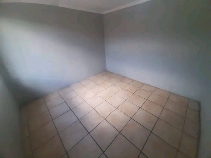 Standard room in ext 2
immediately available  in Ebony Park