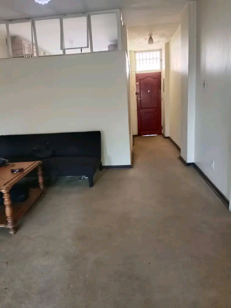 3 bedroom flat for rental
kenmere and saunde  in Yeoville
