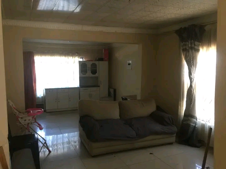 3bedrooms house to rent @maphanga near esbhed  in Katlehong