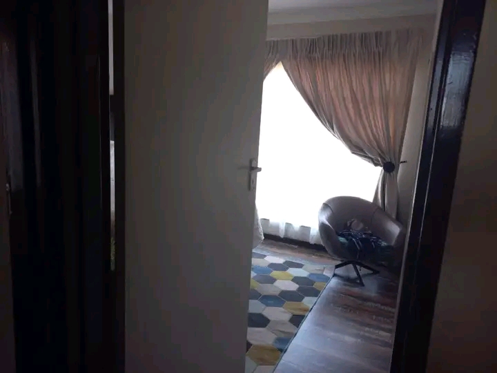 House to rent, available immediately

are:   in Vosloorus