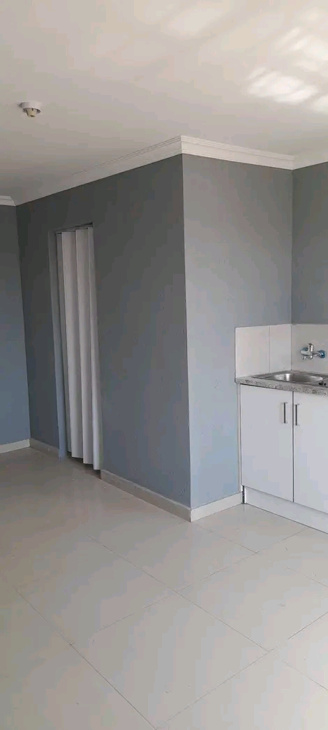 Room available for rental at ext20 
* shower  in Protea Glen