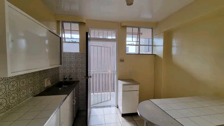 Exclusive offer on bachelor apartments
locat  in Hillbrow