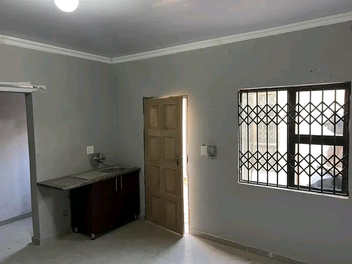 Specious rooms available in ext 9
room has b  in Cosmo City