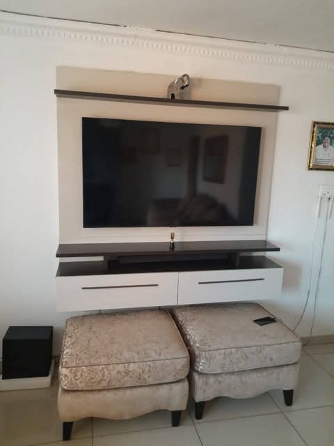 Spacious family home for rent
features:
- 3  in Vosloorus
