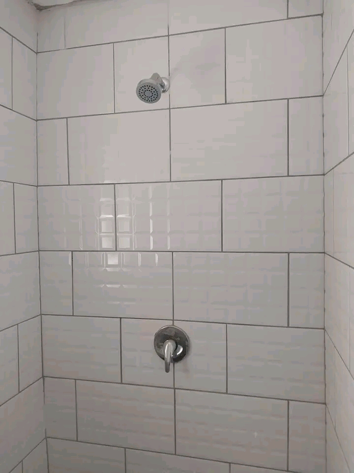 Rental ext79 
big bachelor available 
rent   in Clayville