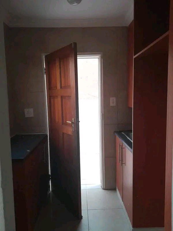 Beautiful house to rent awaits you !! kitchen  in Birch Acres