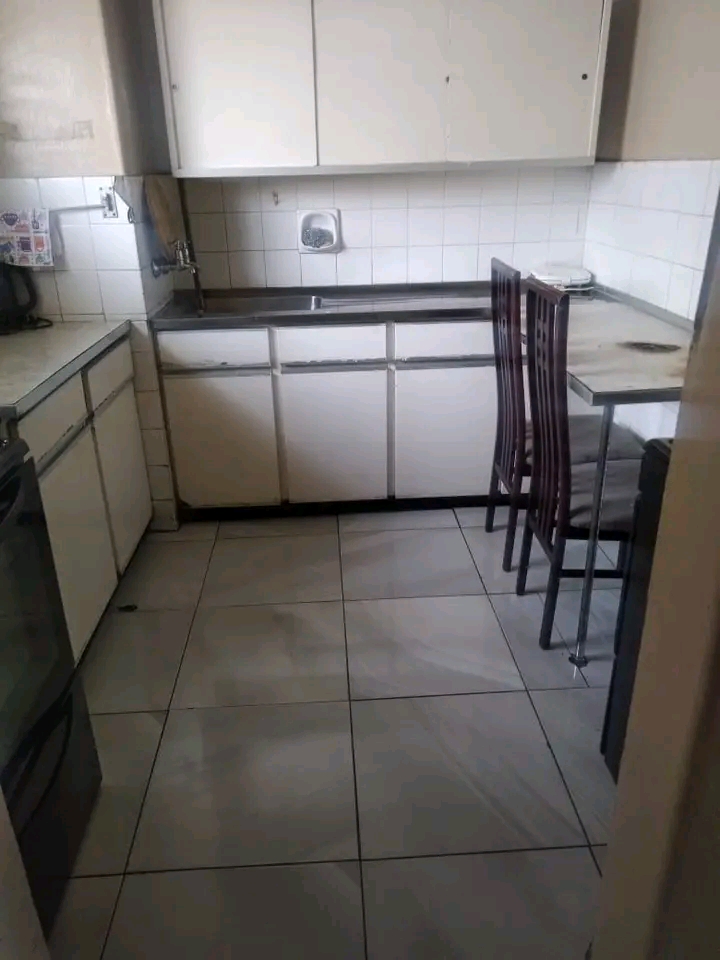 Accommodation available for the 1st of may 20  in Sunnyside